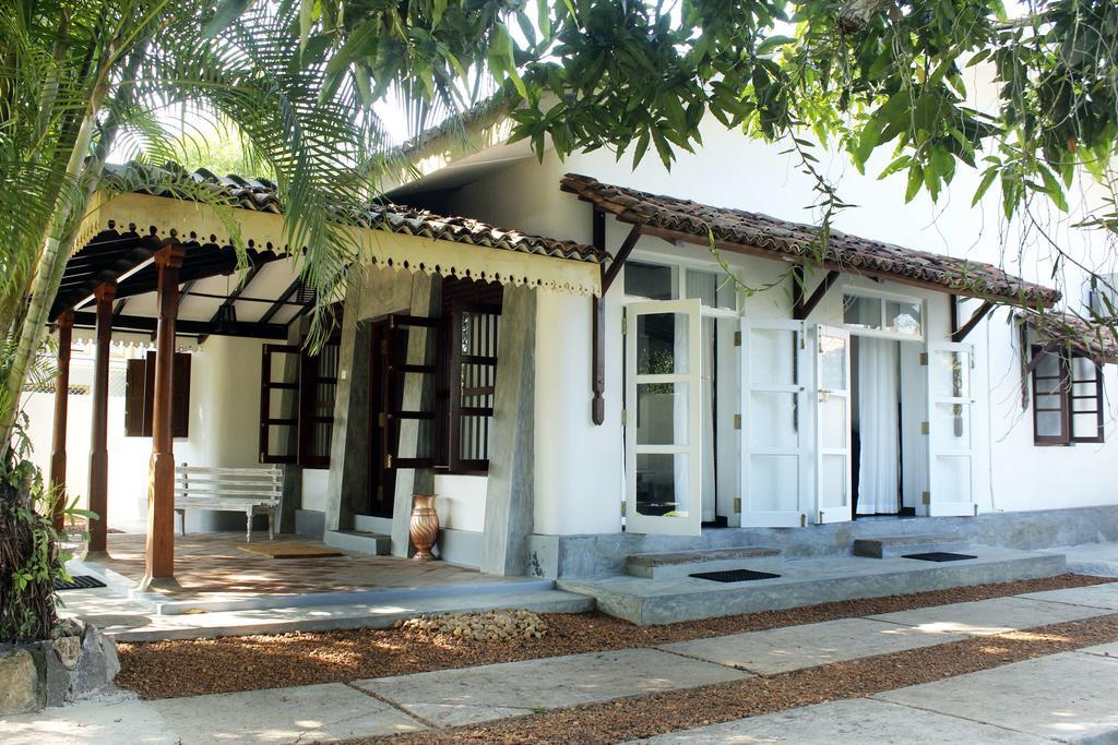 Hotel Bilin Tree House Galle Zimmer foto