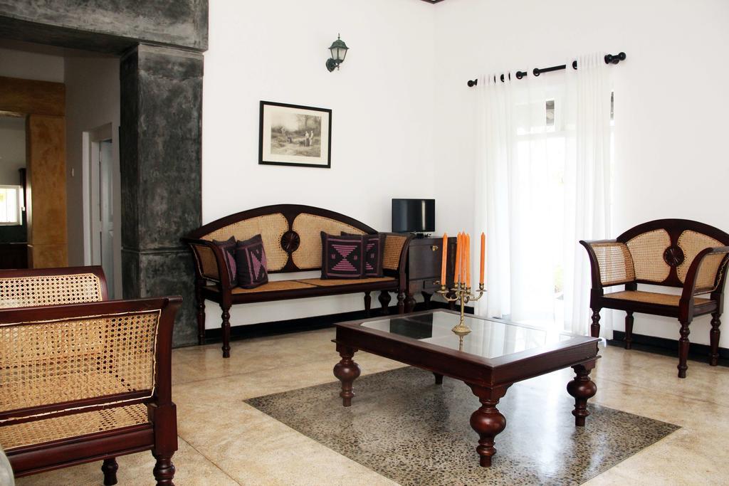 Hotel Bilin Tree House Galle Zimmer foto